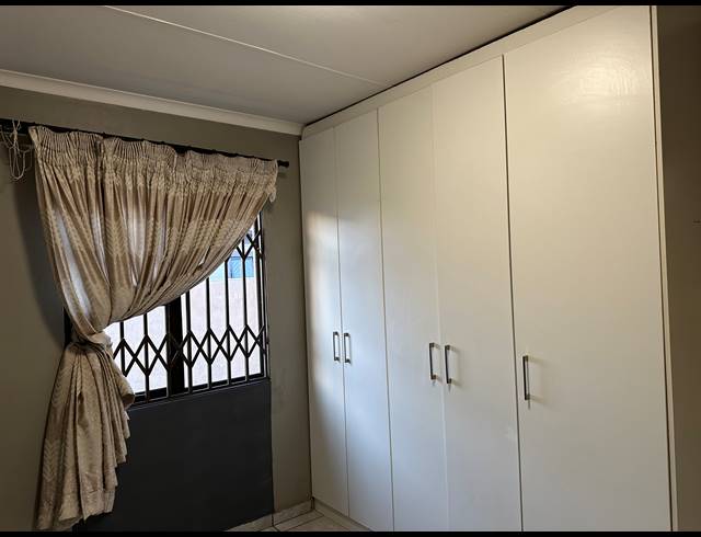 3 BEDROOM FREESTANDING FOR SALE IN KLERKSOORD